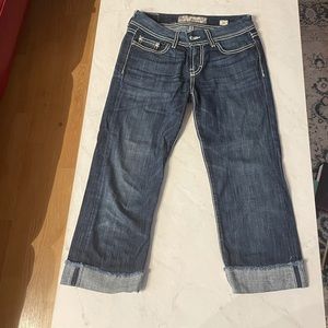 Size 26 BKE Addison Capris